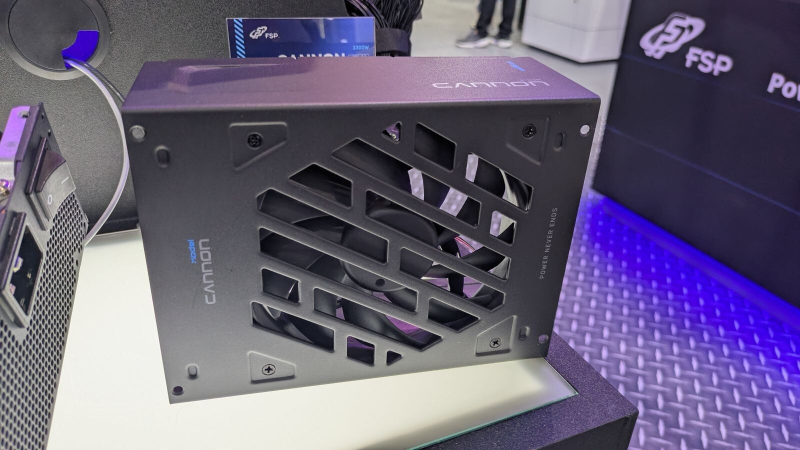 FSP показала блок питания Cannon на 3300 Вт, способный питать сразу шесть RTX 5090